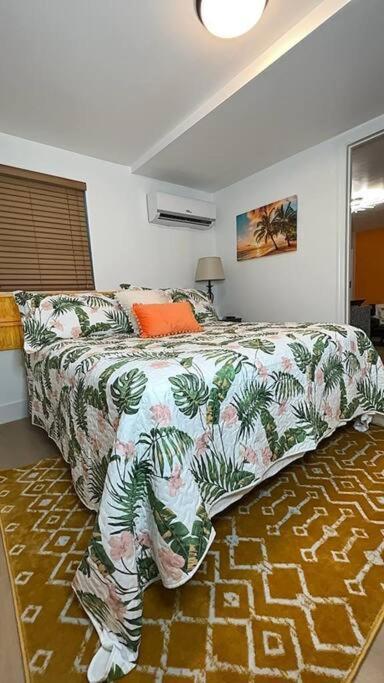 Sleeps 3, Casa Tropical In Miami Appartement Buitenkant foto